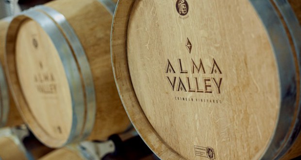 Alma Bar, Alma Valley