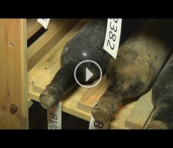 Embedded thumbnail for 125-летнее вино, найденное в тайнике, попробовали дегустаторы